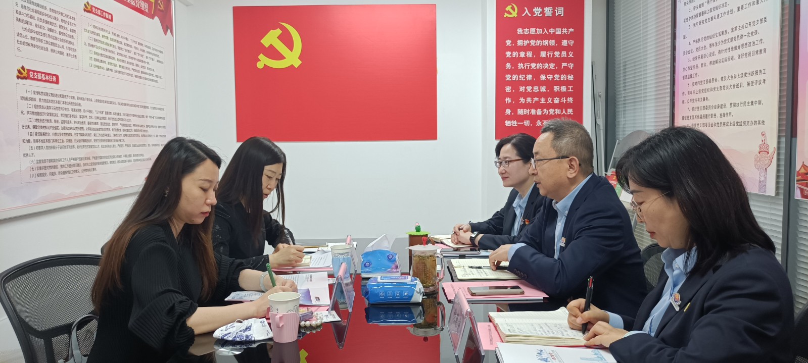 21-1陳雷鳴會見石家莊市橋西區(qū)（京津冀）精準(zhǔn)招商中心主任王金光一行.jpg
